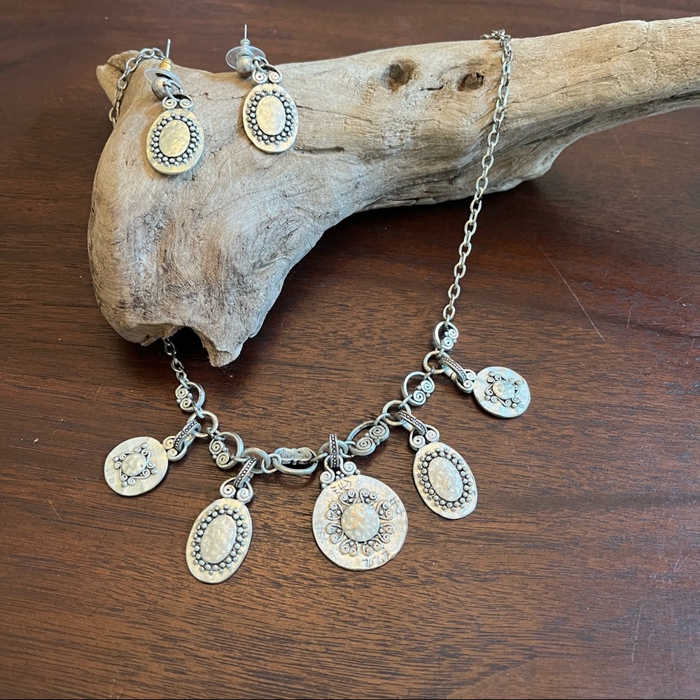 Park Lane Silvertone Necklace & Pierced Earring Set